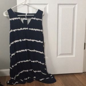 XL Navy and white flowy dress from Francesca's